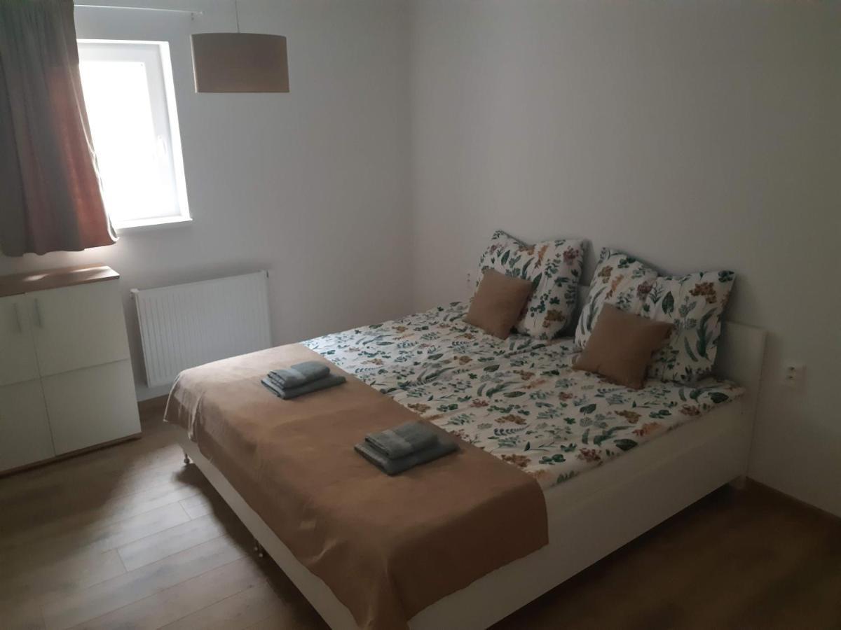 Vilka Cachtice Apartment Luaran gambar